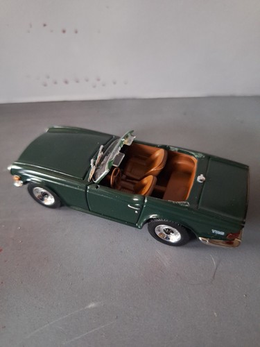 Solido triumph tr6 1969 - triumph,