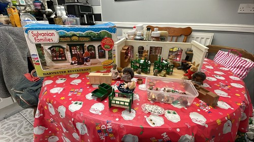 Sylvanian families harvester - families,