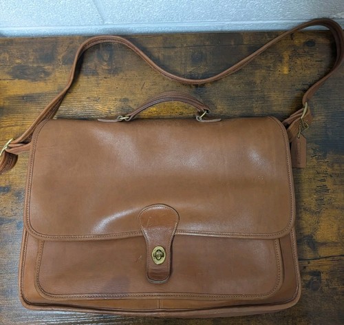 Vtg coach metropolitan - coach,
