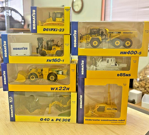 Komatsu scale miniature - komatsu, 1/87