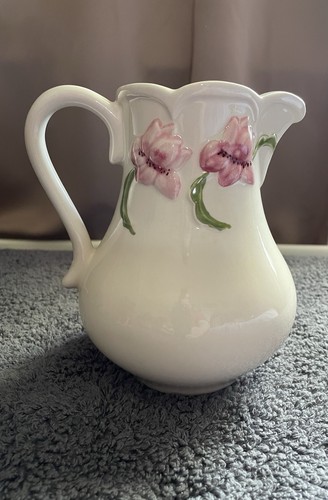 Stunningly beautiful scalloped - stunningly,