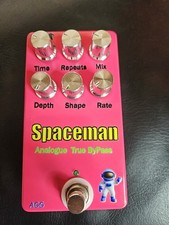 Spaceman Delay Pedal Space