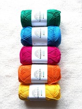 5 balls x 50g Hobbii : Rainbow