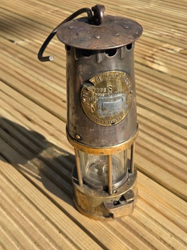 Vintage protector lamp - vintage,
