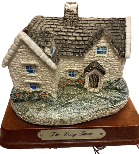 Cottage figurine the dairy - cottage,