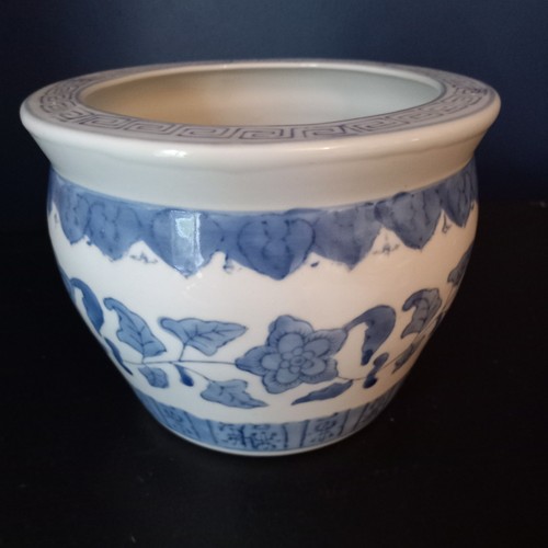 Blue white chinese porcelain - white,