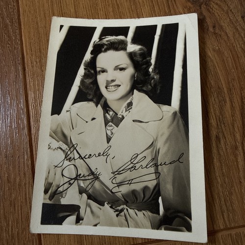Vintage judy garland exhibit - judy,
