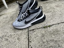 Nike Air Flyknit Racer - Size