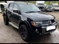 MITSUBISHI L200 BREAKING