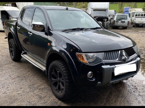Mitsubishi l200 breaking - mitsubishi,