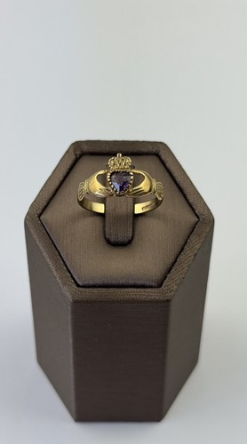 Amethyst 9ct gold ring - 9ct,