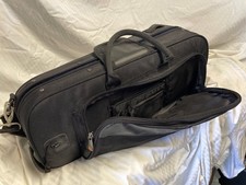 Trumpet case with straps for