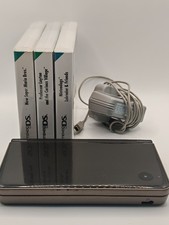 Nintendo DSI XL + 3 Games