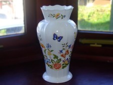 An Aynsley Cottage Garden Vase