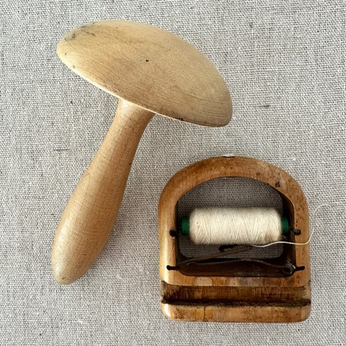 Vintage wooden darning - wooden,