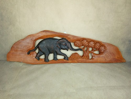 Hand carved wooden - ⭐,