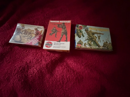 Airfix sets 3 factory - ,