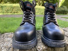 Black Scruffs Safety Work Boots Size  8 great condition
