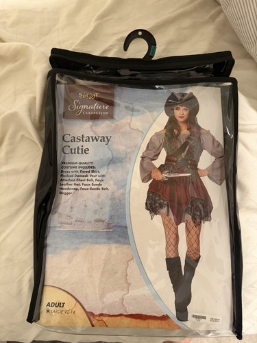 Women castaway pirate - castaway,