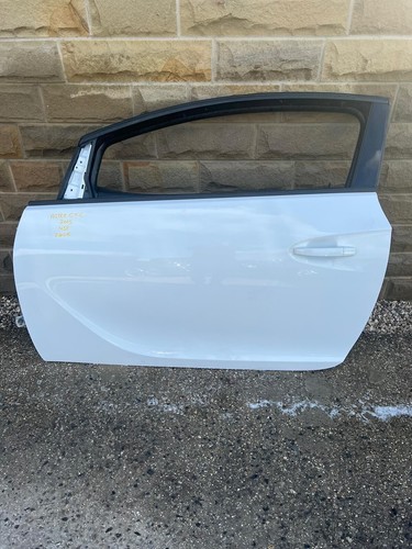 Vauxhall astra gtc door - 3,