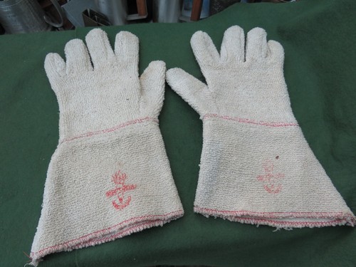 Pair naval fire - 2,