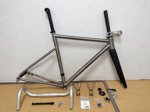 Tiris titanium road bike frame - titanium,