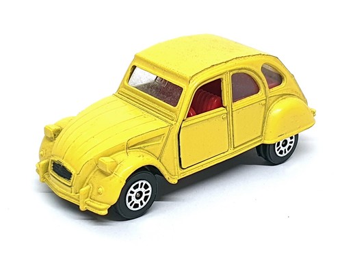 Corgi 5cm long diecast - corgi, 7.5cm