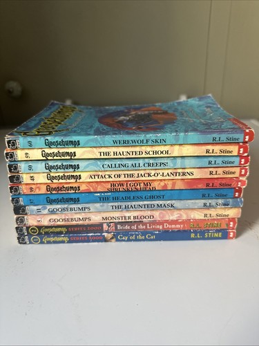 Goosebumps book bundle random - book,