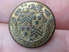 small dug crested livery