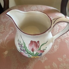 Vintage Pretty Loneville
