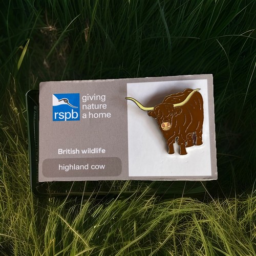 Rspb pin badge gnah - rspb-pin,