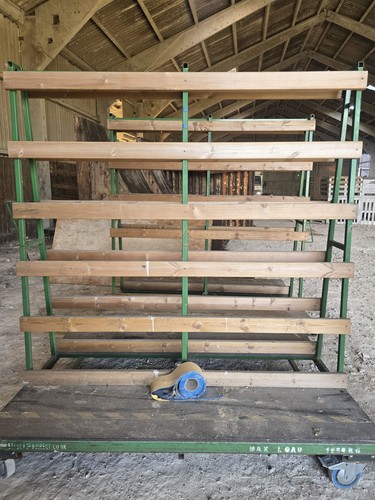 Large frame glass stillage - frame,