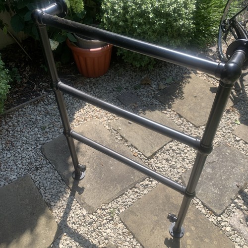 Victorian era towel rail - victorian-era,