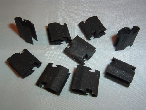 Chrome window moulding clips - chrome,