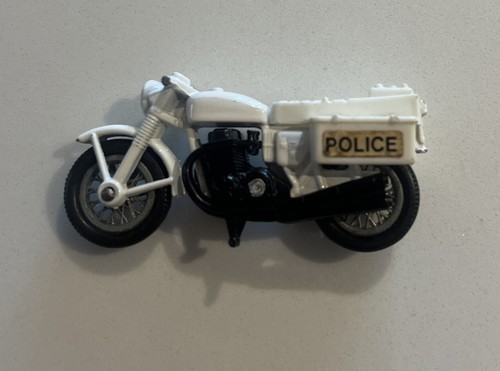 White honda 750 - white, police