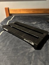 Pedaltrain Metro 16 pedalboard with soft case for guitar and bass effects pedals