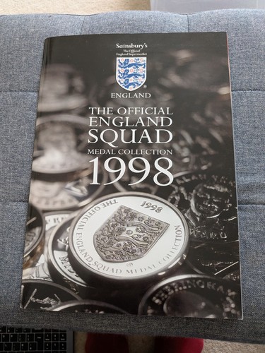 The official england squad - official,