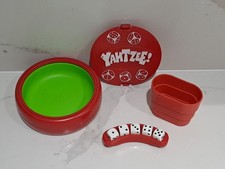 Yahtzee Family Dice Travel Game by Hasbro with Portable Arena - READ DESCRIPTION