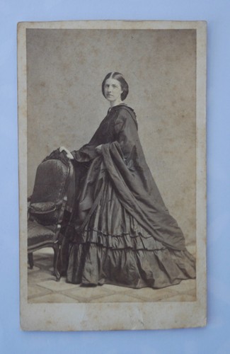Cdv pretty lady superb - in,