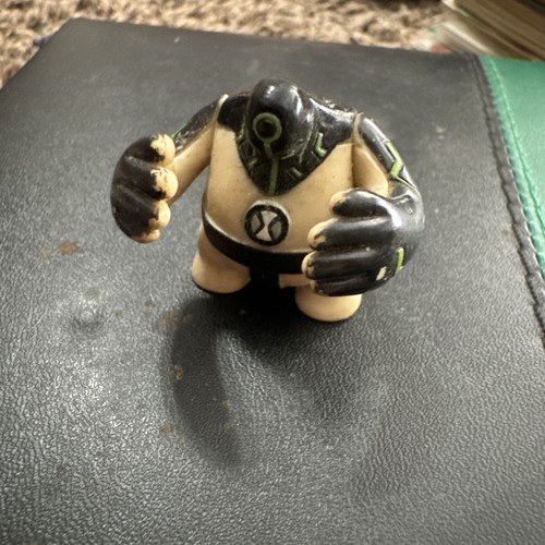 Ben upgrade sumo - 10, slammers