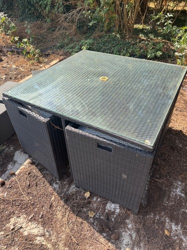 Grey cube rattan effect - , garden