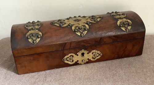 Victorian burr walnut - , brass