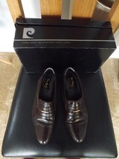 CLASSIC VINTAGE PAIR OF BROWN LEATHER MENS SHOES BY PIERRE CARDIN 41