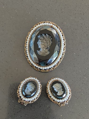 Vintage victorian black cameo - victorian,