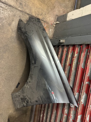 Audi avant b10 front left - audi,