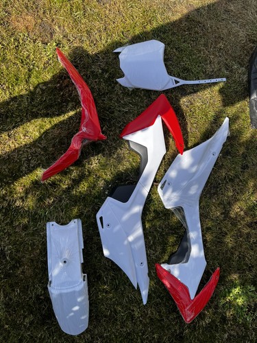 Red white crf110 plastics - &,