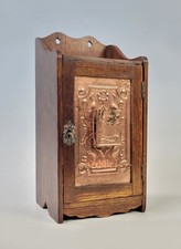 Antique Art Nouveau / Arts and