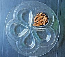 Nibbles Teardrop Partitioned Clear Glass Plate 32cm diameter.