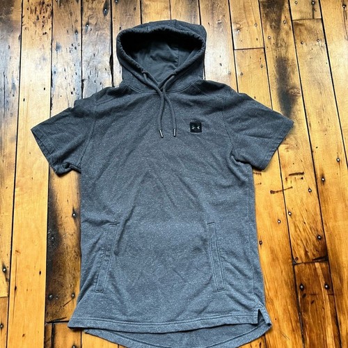 Under armour men medium - men’s,