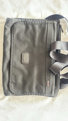 Tumi messenger bag - messenger,